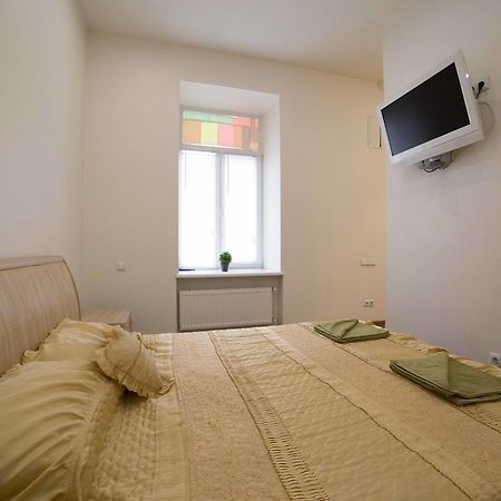 Chornovola 11 Apartment Lviv Centre Exterior photo