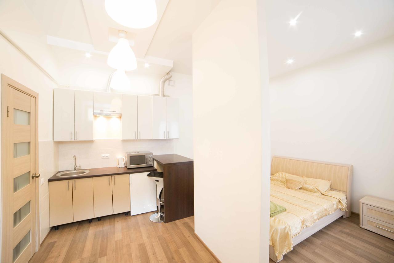 Chornovola 11 Apartment Lviv Centre Exterior photo